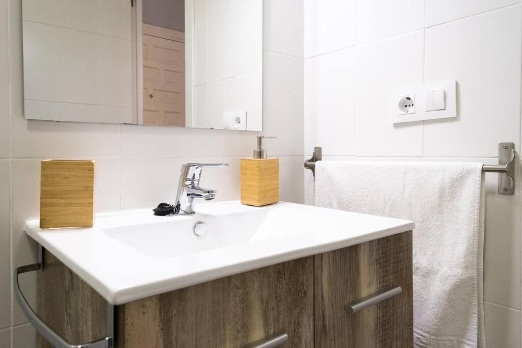 Apartamento Centro - Zona Arenal Apartment Sevilla Bagian luar foto